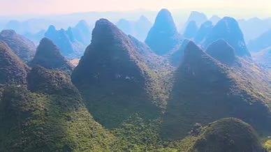 群峰山脉风景航拍喀斯特地形地貌国家地理视频的预览图